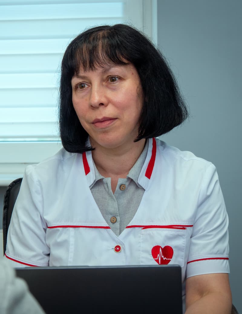 Елена Новохатская - Врач-психиатр высшей категории? стаж более 25 лет